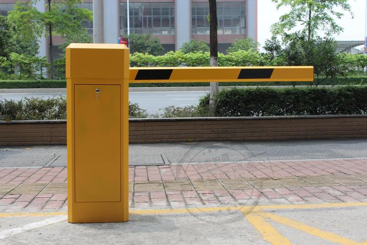 工廠車牌識別系統(tǒng)一體機(jī) 構(gòu)建智慧停車與門禁管理新生態(tài)